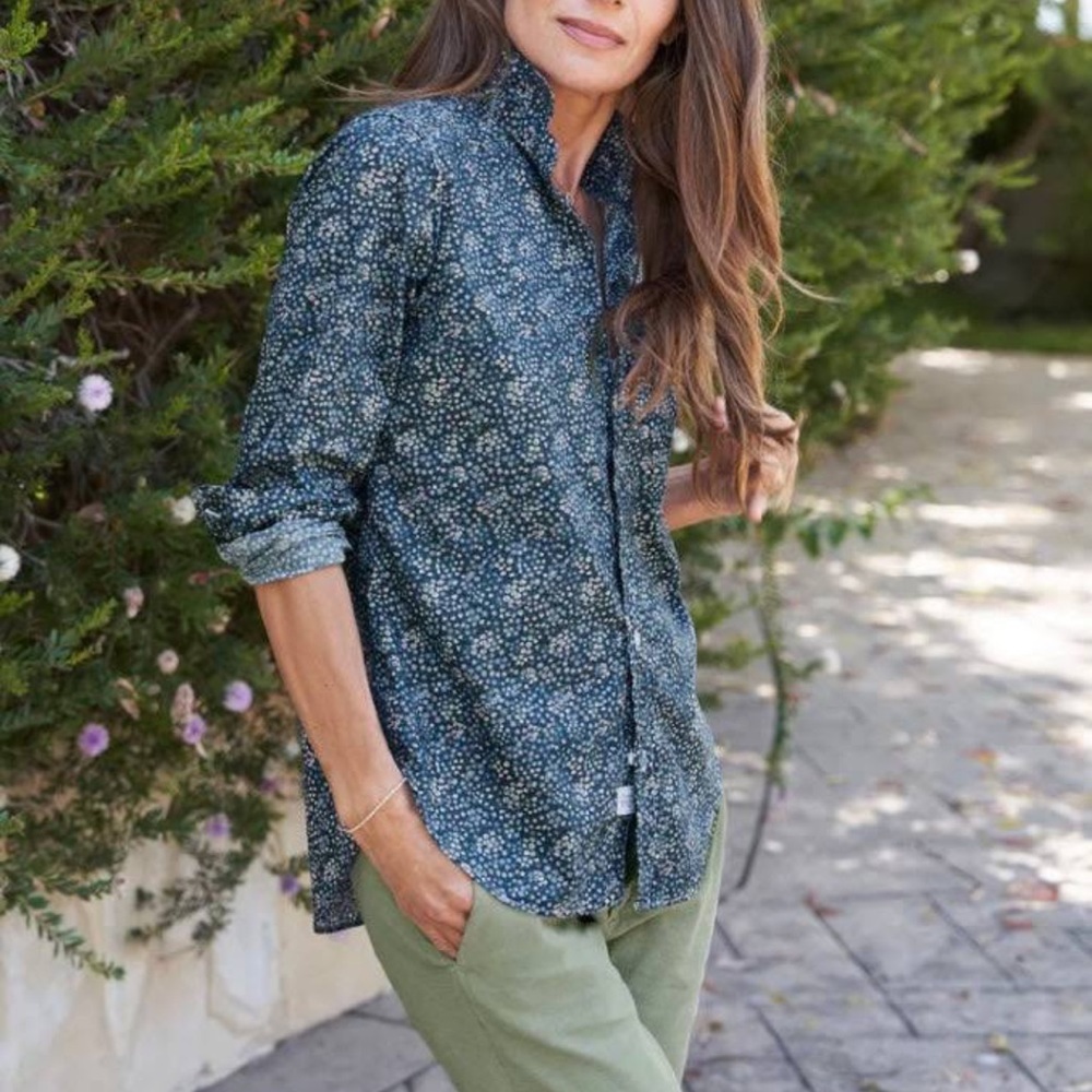 Frank & Eileen classic button up shirt L